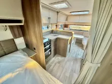 Fahrzeugbild Kabe Royal 740 CTDL E8 Roadshowschnäppchen #11