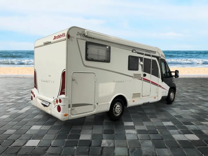 Fahrzeugbild Dethleffs Globebus T004/1.Hand/Einzelbetten/Garage/Klima #5