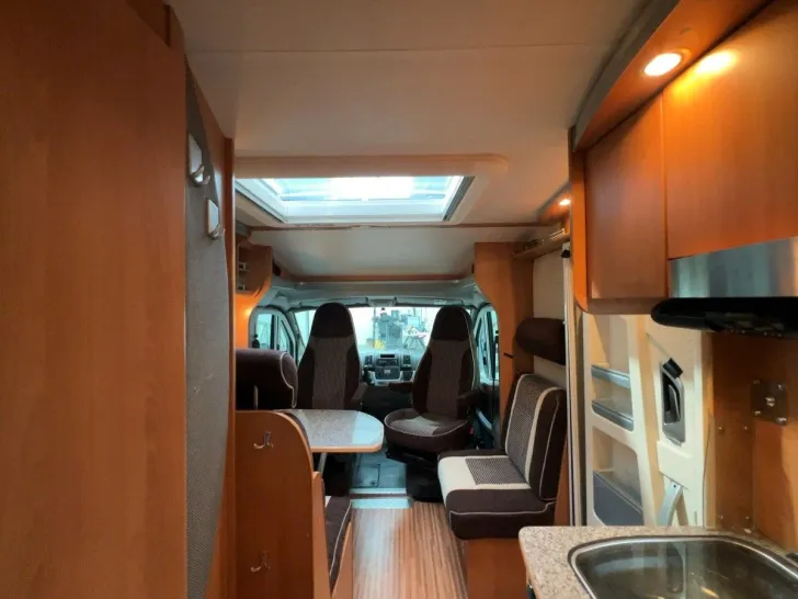 Fahrzeugbild Dethleffs Globebus T004/1.Hand/Einzelbetten/Garage/Klima #10
