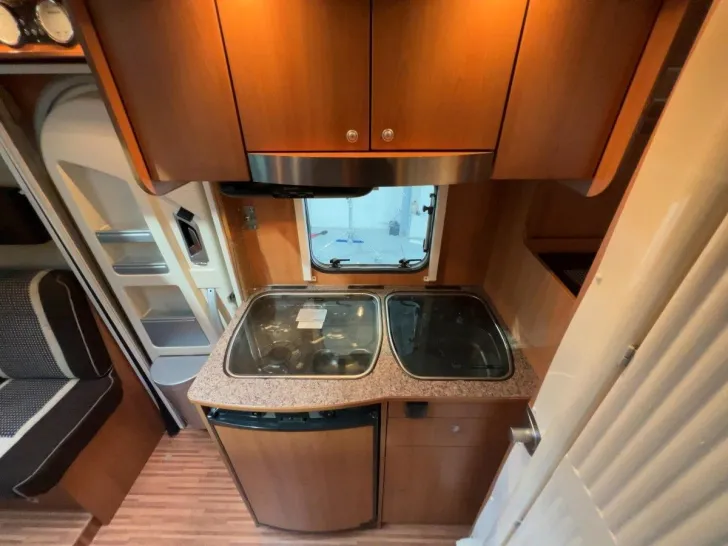 Fahrzeugbild Dethleffs Globebus T004/1.Hand/Einzelbetten/Garage/Klima #13