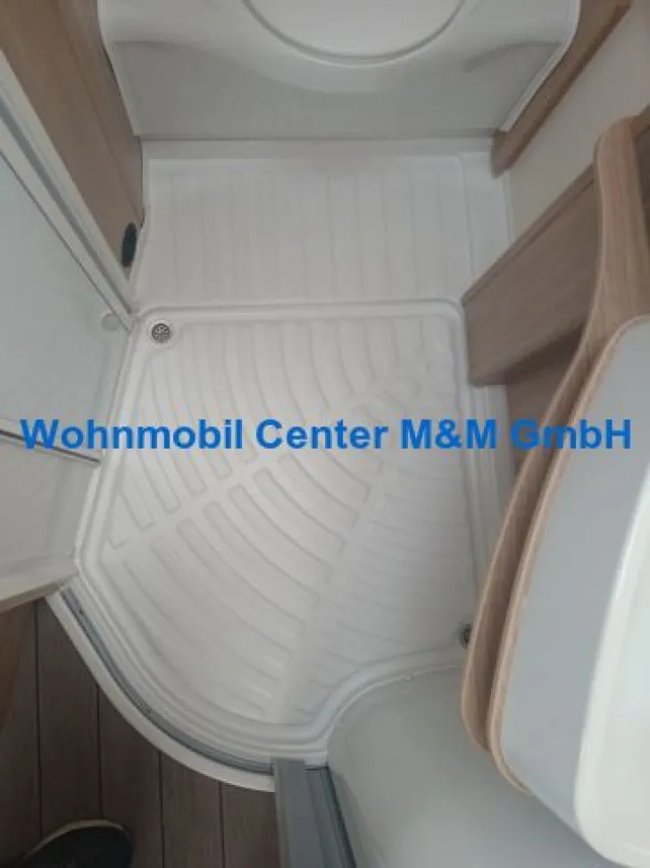 Fahrzeugbild Knaus Sky Ti 650 MF Luftfederung AHK Standklima #13