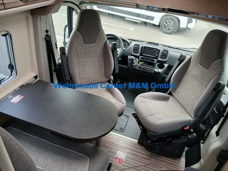 Fahrzeugbild Malibu Van compact 600 LE AHK Markise #4