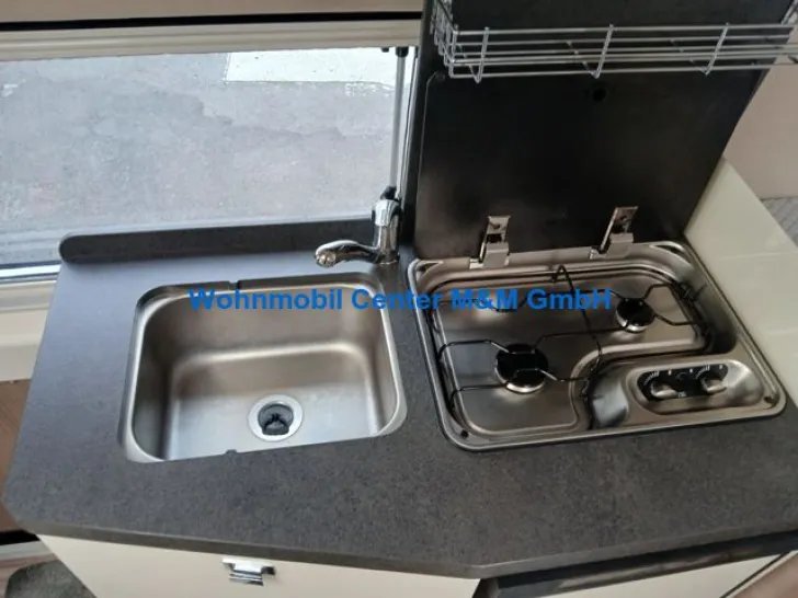 Fahrzeugbild Malibu Van compact 600 LE AHK Markise #12
