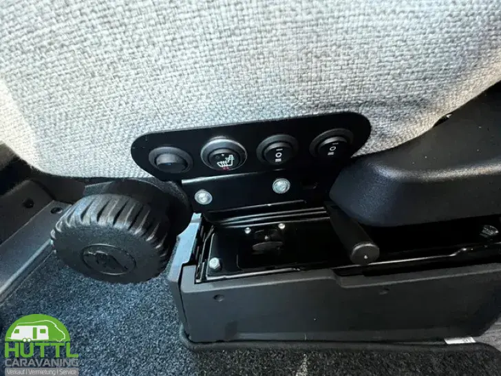 Fahrzeugbild Knaus L!VE I 700 MEG Sofort Verfügbar #17