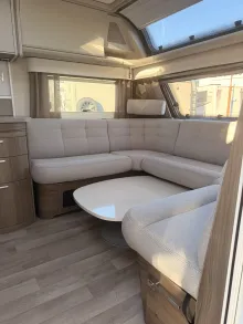 Fahrzeugbild Kabe Royal 630 GLE B8 Tandem Roadshowschnäppchen #4