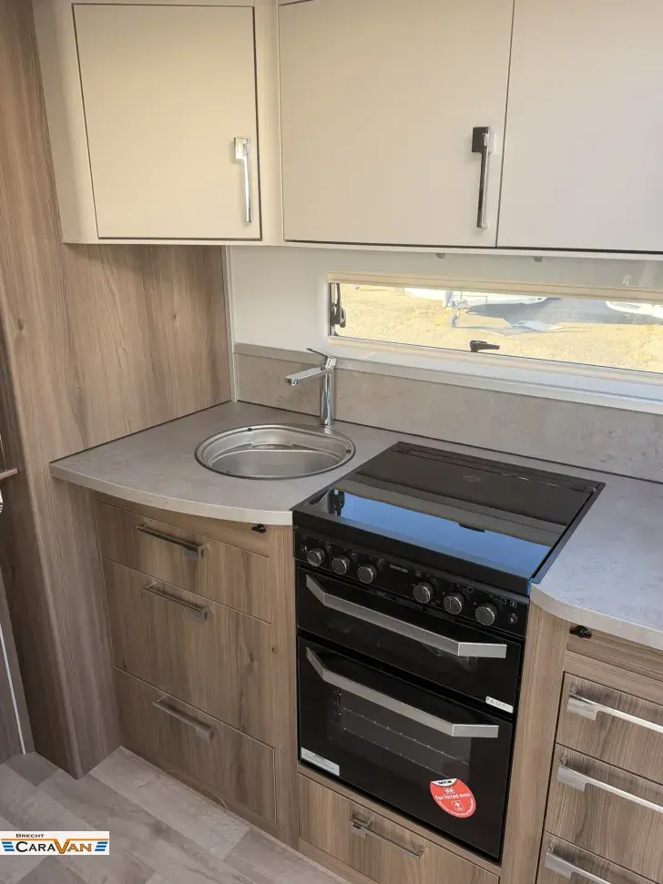 Fahrzeugbild Kabe Royal 630 GLE B8 Tandem Roadshowschnäppchen #7