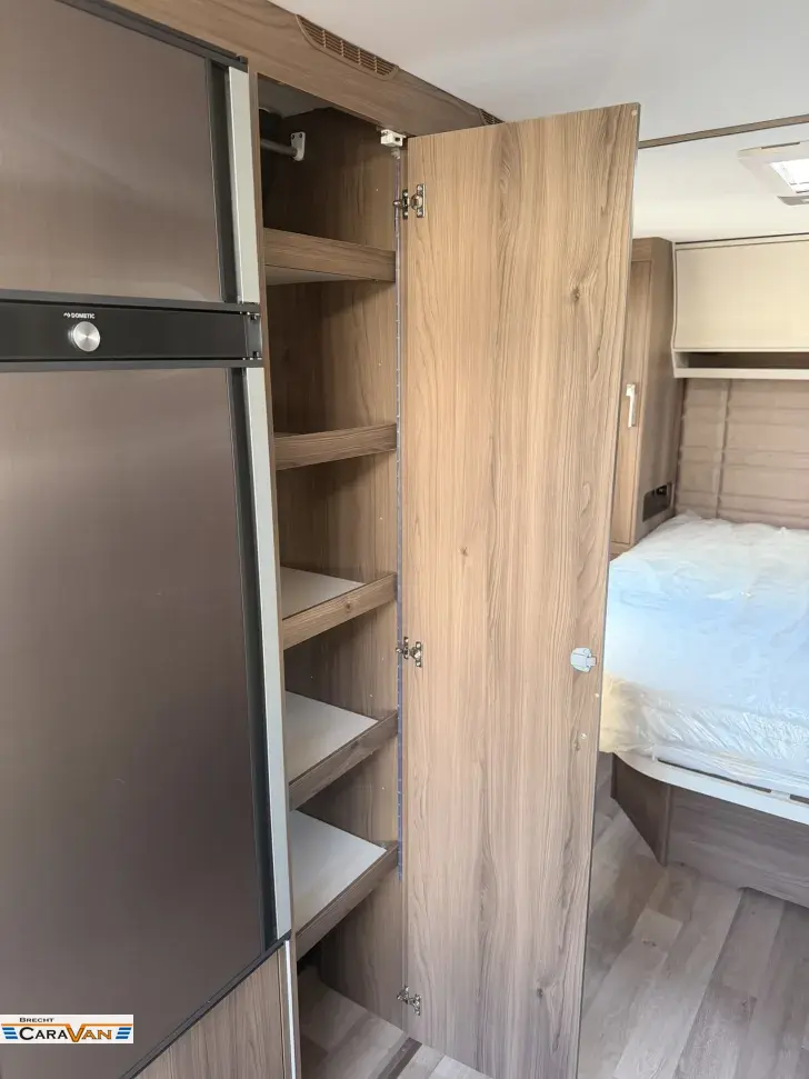 Fahrzeugbild Kabe Royal 630 GLE B8 Tandem Roadshowschnäppchen #13