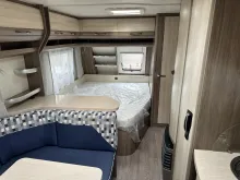 Fahrzeugbild Hobby De Luxe 560 KMFe #12