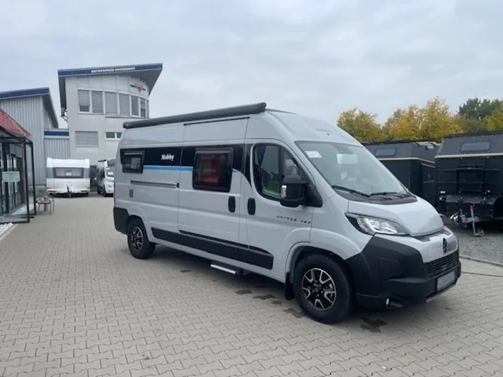 Fahrzeugbild Hobby OnTour Van 600 FT *NAVI*RFK* - 15311 Ersparnis #3