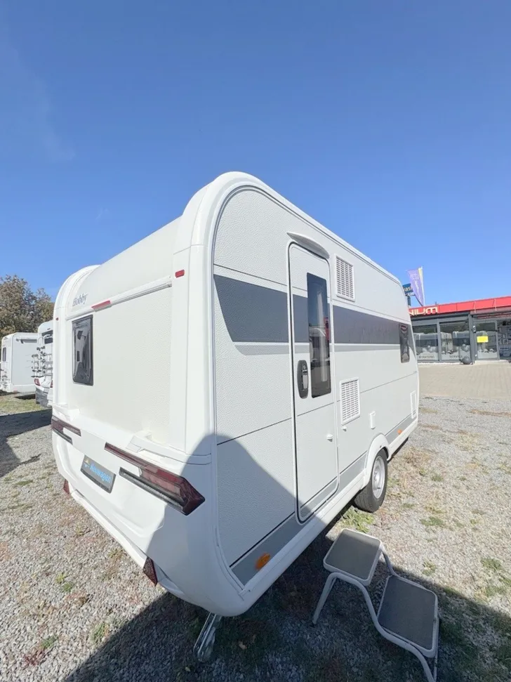 Fahrzeugbild Hobby De Luxe 400 SFe *ABVERKAUF* #8