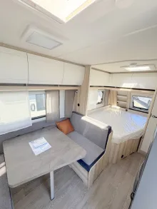 Fahrzeugbild Hobby De Luxe 400 SFe *ABVERKAUF* #27