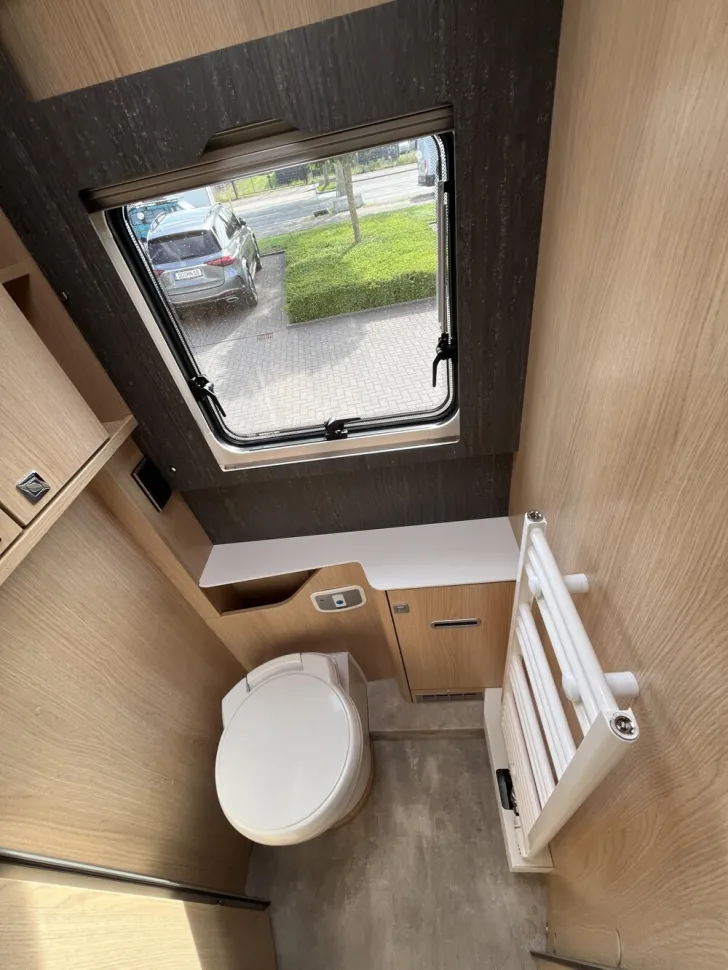 Fahrzeugbild Hymer B-Klasse ML I 880 BlackLine #12