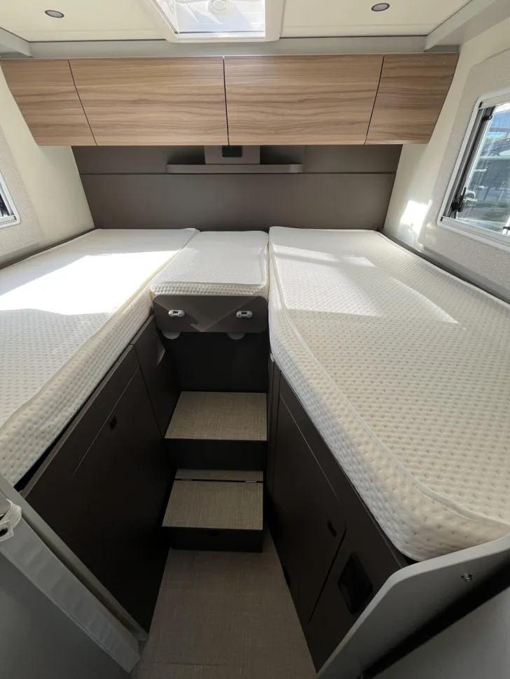 Fahrzeugbild Bürstner B66 TD 690 G #6