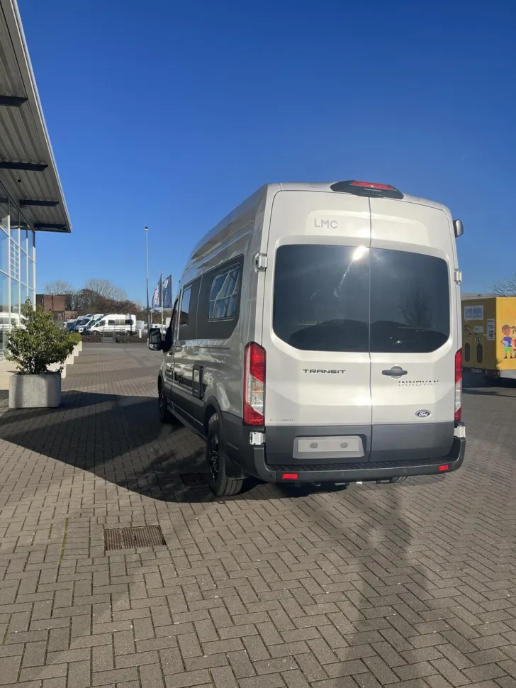 Fahrzeugbild LMC Innovan Ford 592 #3