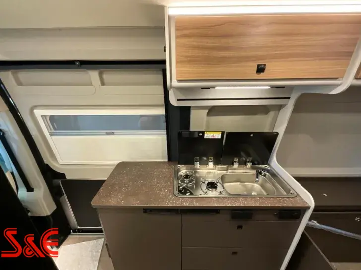 Fahrzeugbild Bürstner B66 C 600 #11