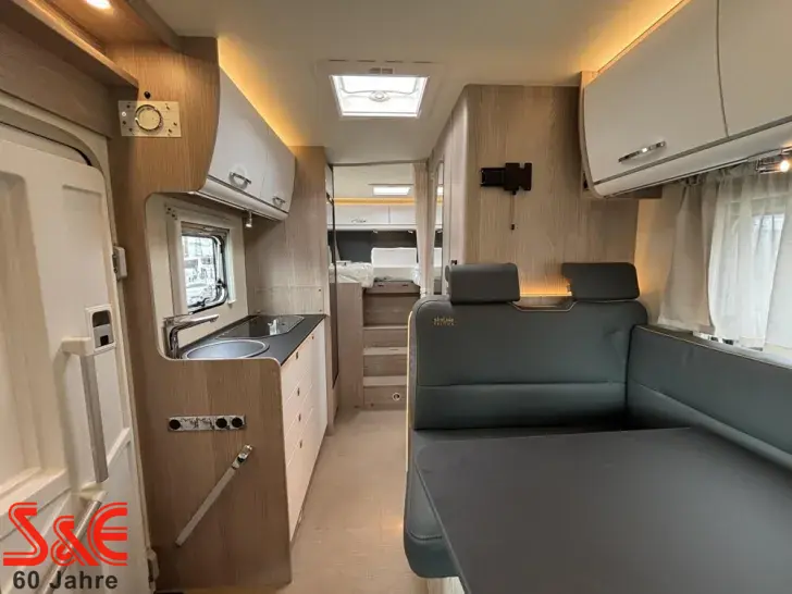Fahrzeugbild Bürstner Lyseo Time Skyline Edition 690 G #11