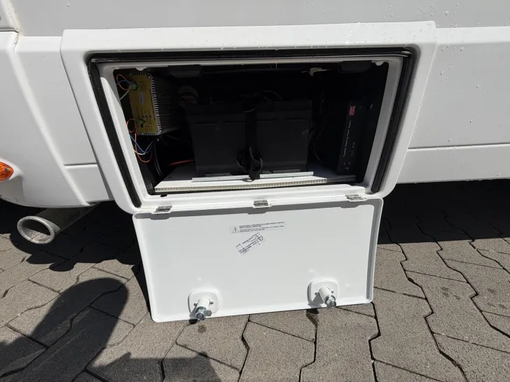 Fahrzeugbild Rimor Sarus 98 P*Einzelbett*Markise*Fahrradt #18