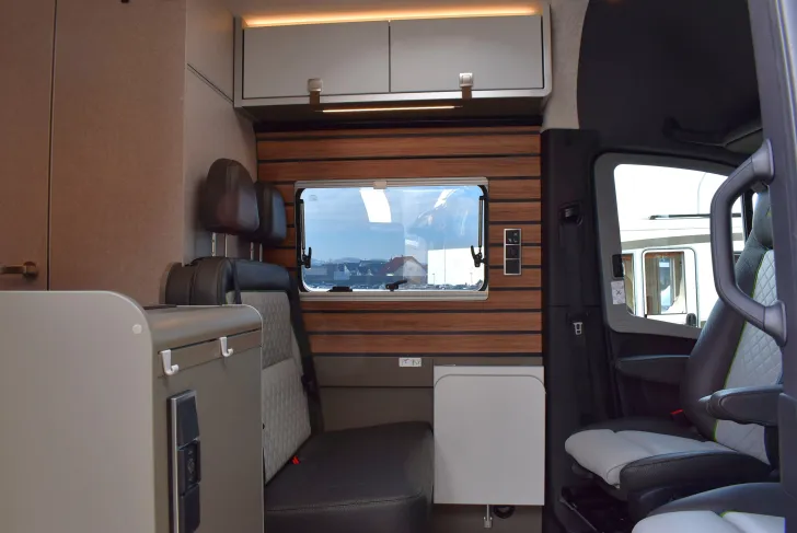 Fahrzeugbild Hymer Camper Van Grand Canyon S 600 CrossOver Allrad 4x4, ab ca. Dez. #6