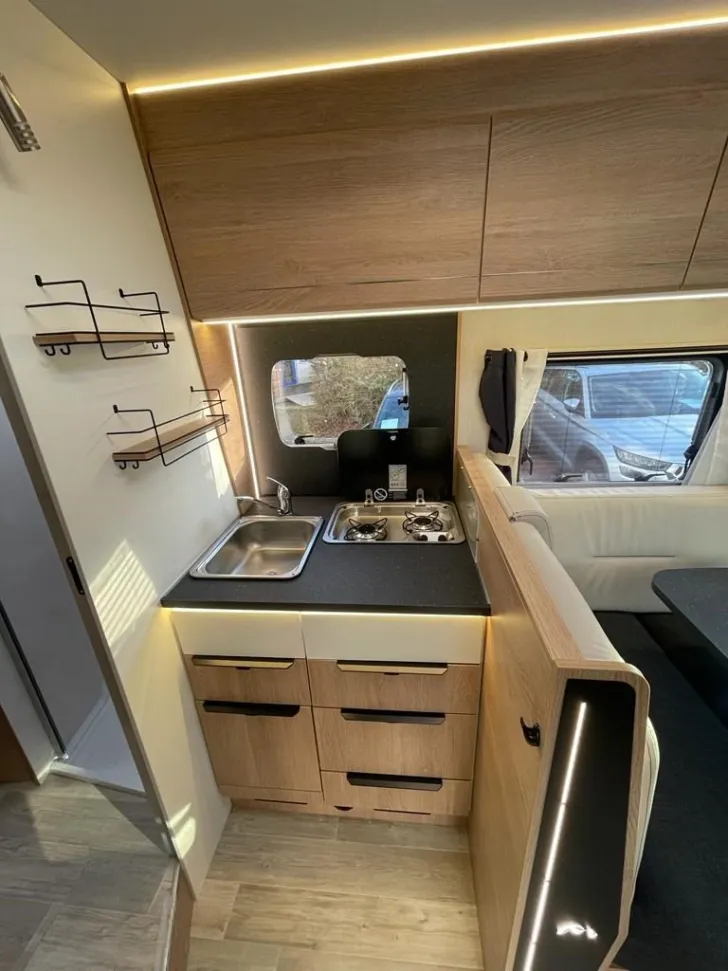 Fahrzeugbild Mooveo TEI 70 EB Markise,Sat,Solar,Navi,Kamera,Allwetterreifen,Fliegengitter #11