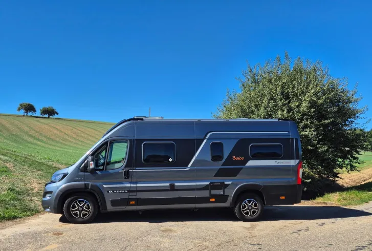 Fahrzeugbild Adria Twin Supreme 640 SGX Sehr gepflegt #2