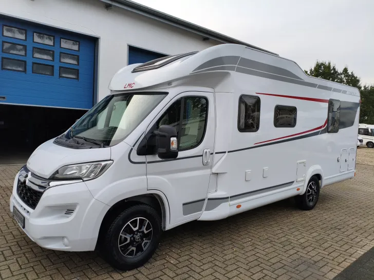 Fahrzeugbild LMC Tourer Lift 720 #3