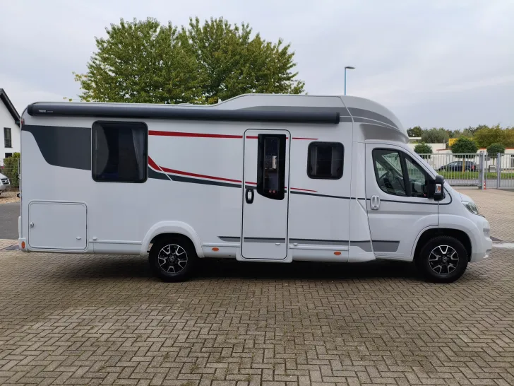 Fahrzeugbild LMC Tourer Lift 720 #6