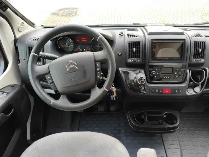 Fahrzeugbild LMC Tourer Lift 720 #7