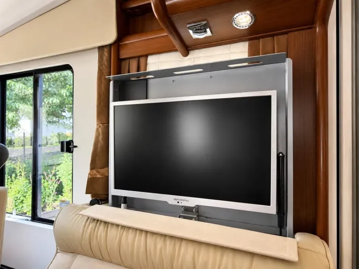Fahrzeugbild Carthago chic e-line 50 yachting Automatik | Klima | Markise #9