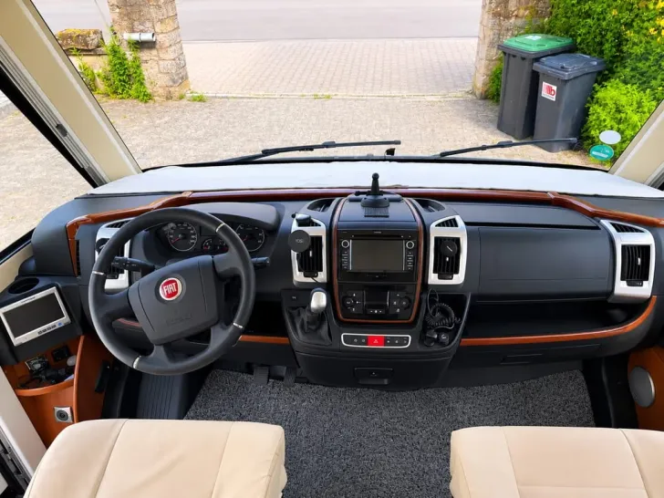 Fahrzeugbild Carthago chic e-line 50 yachting Automatik | Klima | Markise #11