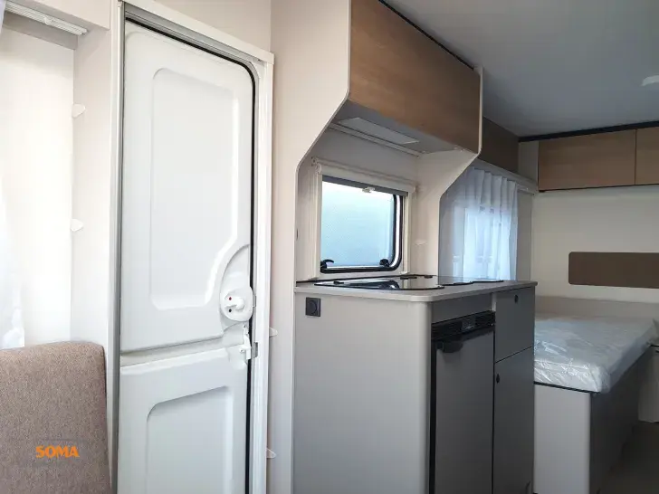 Fahrzeugbild LMC Sassino 460 E #8