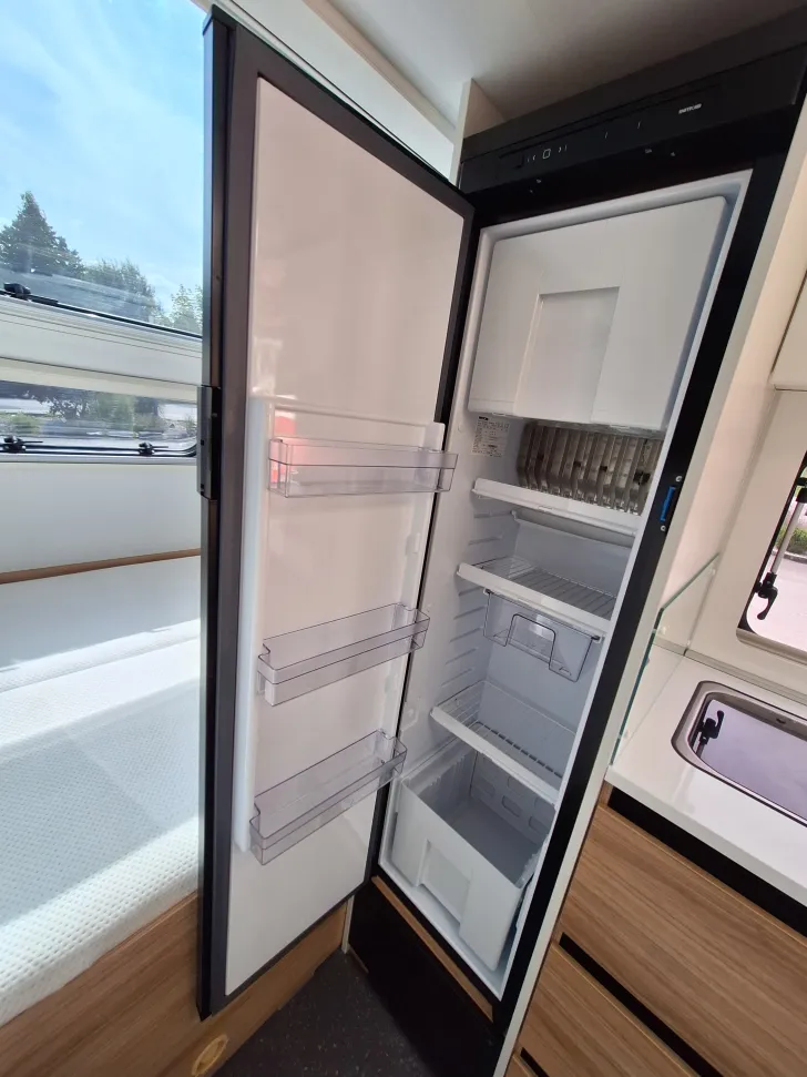 Fahrzeugbild Adria Action 391 PD - Solar, Sat, TV und Mover #12