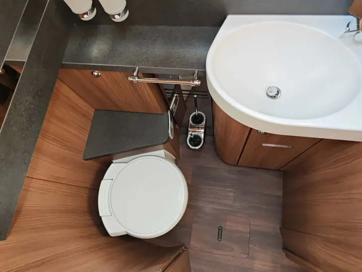Fahrzeugbild Carthago chic e-line I 50 LE DA #15