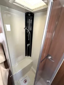 Fahrzeugbild Challenger Sirius 3017 TV -Anlage #23