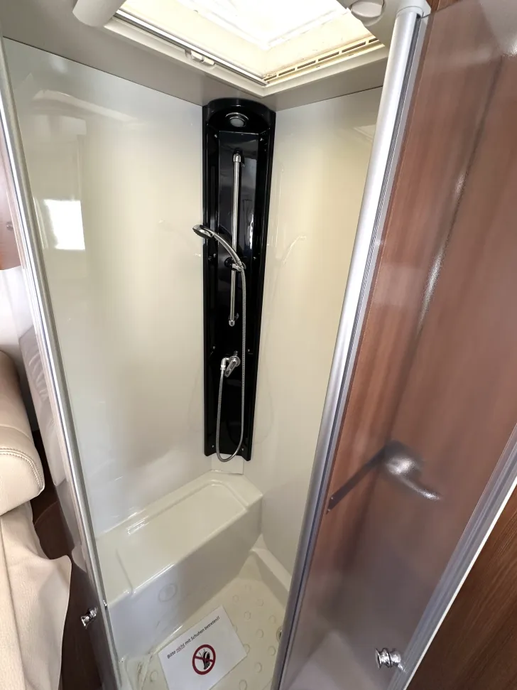 Fahrzeugbild Challenger Sirius 3017 TV -Anlage #23