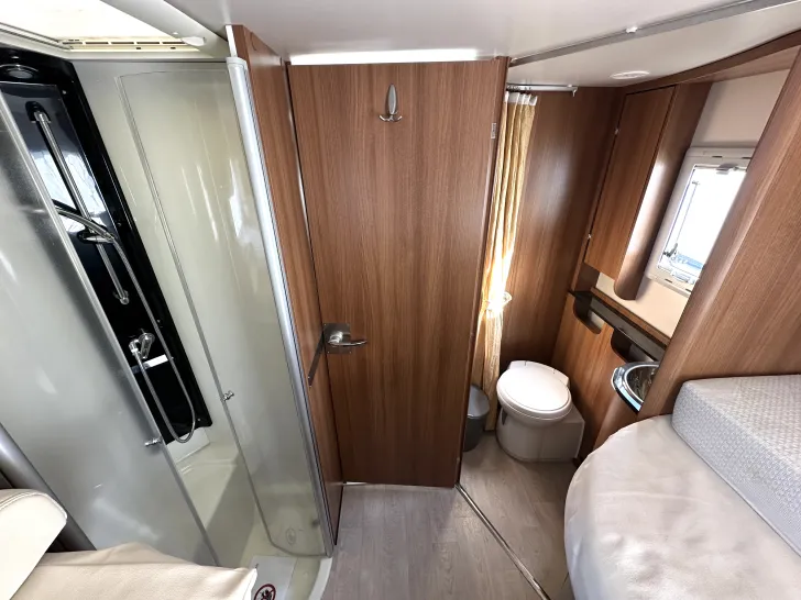 Fahrzeugbild Challenger Sirius 3017 TV -Anlage #21