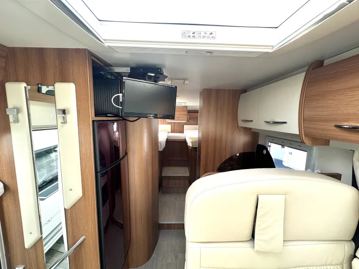 Fahrzeugbild Challenger Sirius 3017 TV -Anlage #10