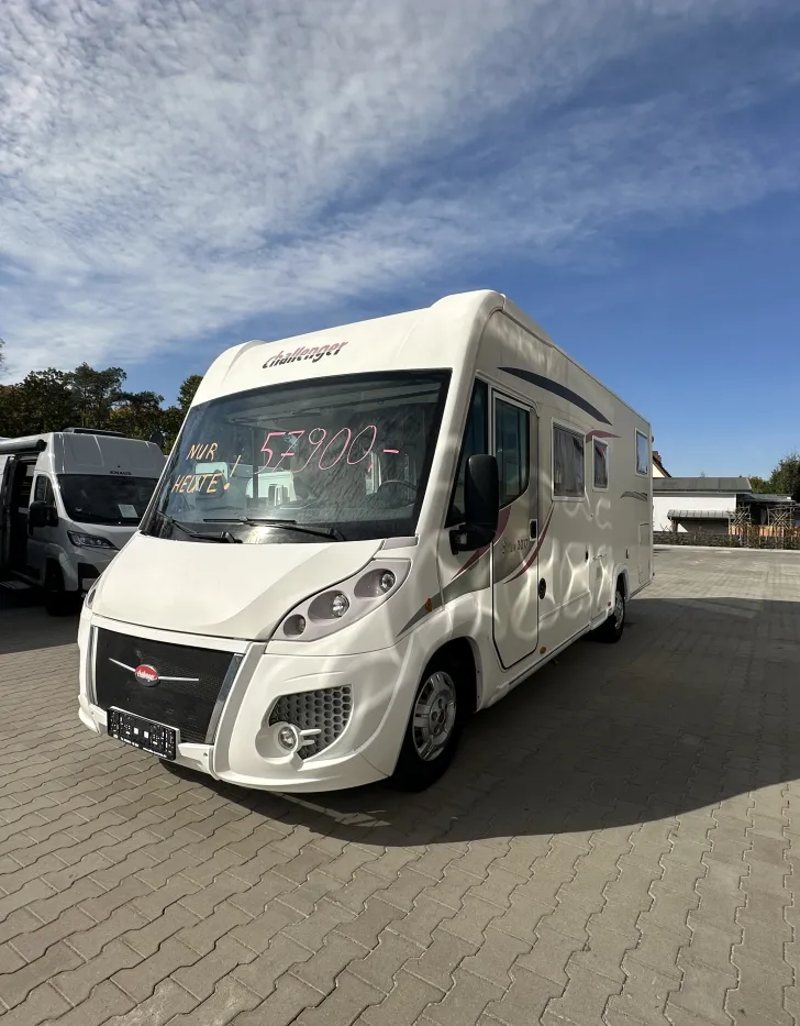 Fahrzeugbild Challenger Sirius 3017 TV -Anlage #4