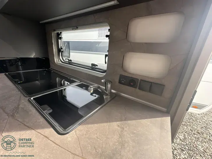 Fahrzeugbild Hobby De Luxe 540 KMFe *Günstig Finanzieren | 2027* #17