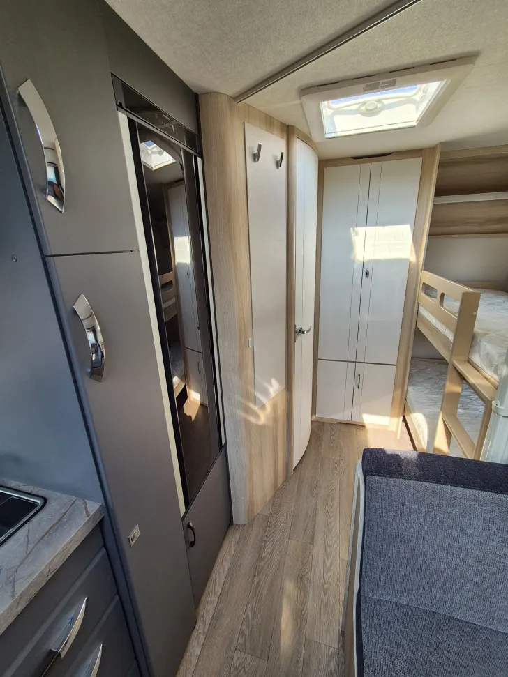 Fahrzeugbild Hobby De Luxe 545 KMF #19