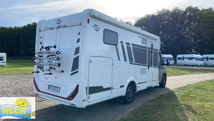 Schräg Hinten Carado T 447 Pro+ Automatik + Hubbett