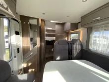 Sicht vorne-hinten Carado T 447 Pro+ Automatik + Hubbett