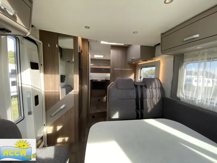 Sicht vorne-hinten Carado T 447 Pro+ Automatik + Hubbett