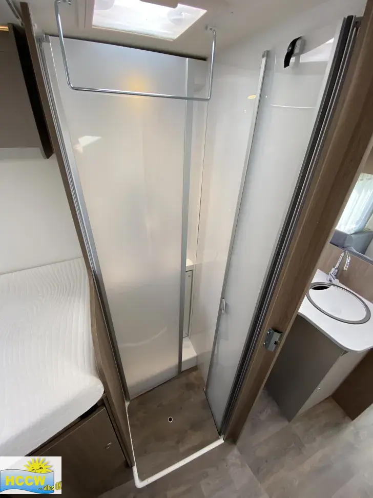 Dusche Carado T 447 Pro+ Automatik + Hubbett