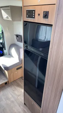 Kühlschrank Carado T 447 Pro+ Automatik + Hubbett