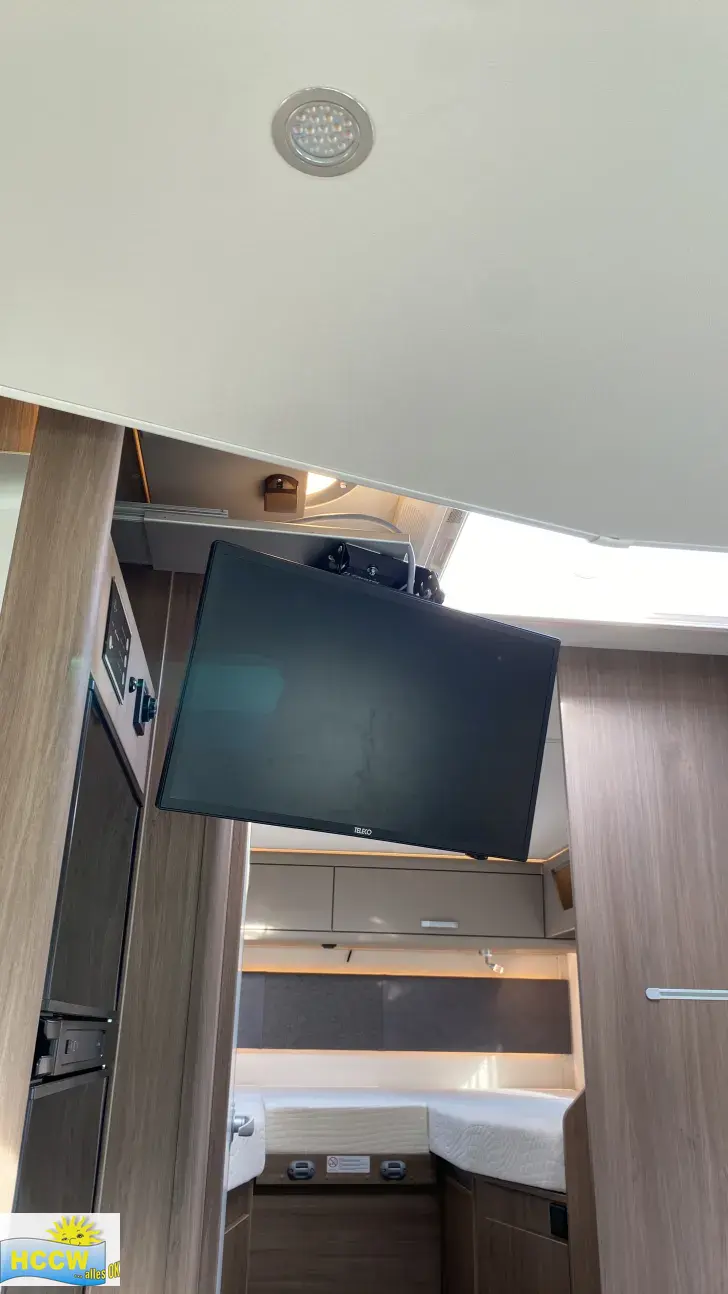 TV Carado T 447 Pro+ Automatik + Hubbett