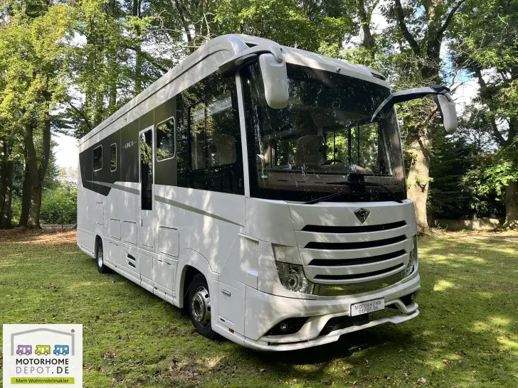 Fahrzeugbild Concorde Liner 1090 GIO m. PKW-Garage #1