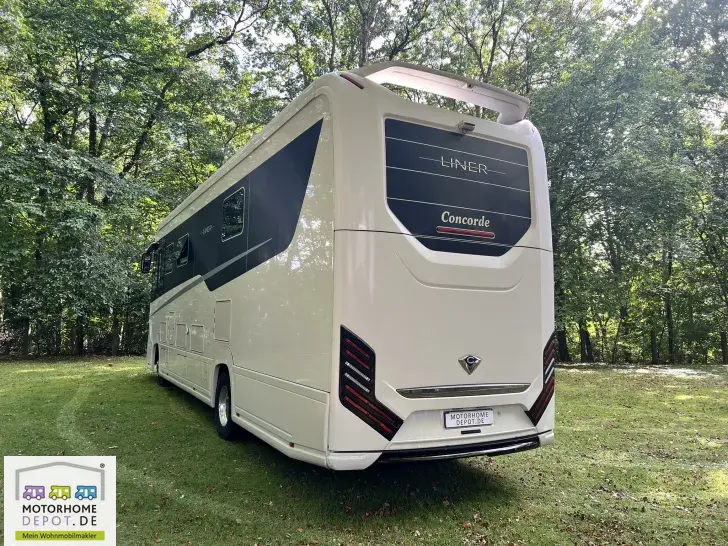 Fahrzeugbild Concorde Liner 1090 GIO m. PKW-Garage #4