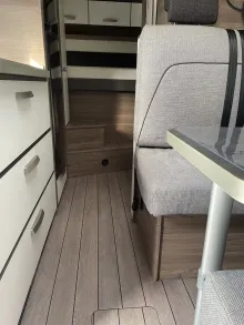 Grundriss Tag Knaus L!VE Traveller 650 DG Sehr gepflegt