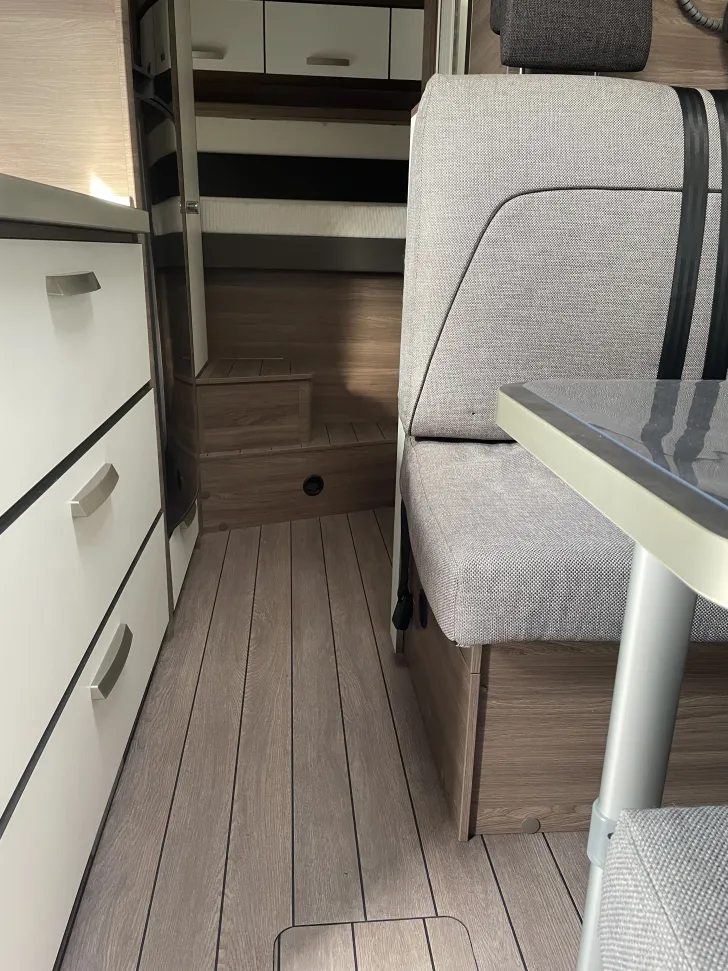 Grundriss Tag Knaus L!VE Traveller 650 DG Sehr gepflegt