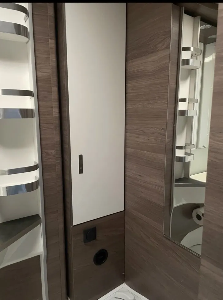 Fahrzeugbild Knaus L!VE Traveller 650 DG Sehr gepflegt #5